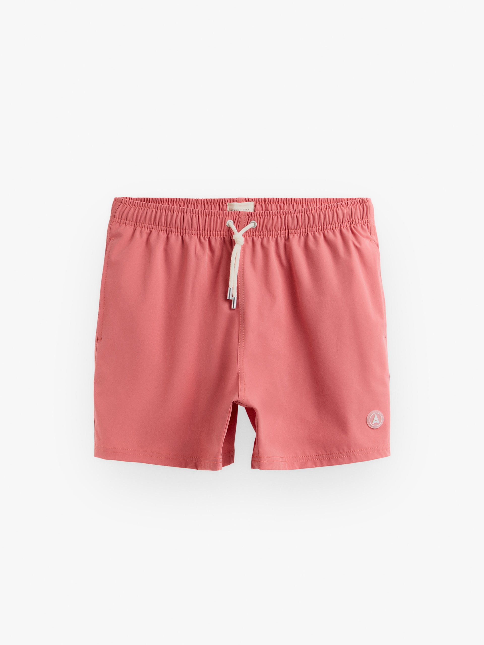 BA&Ntilde;ADOR SOLID