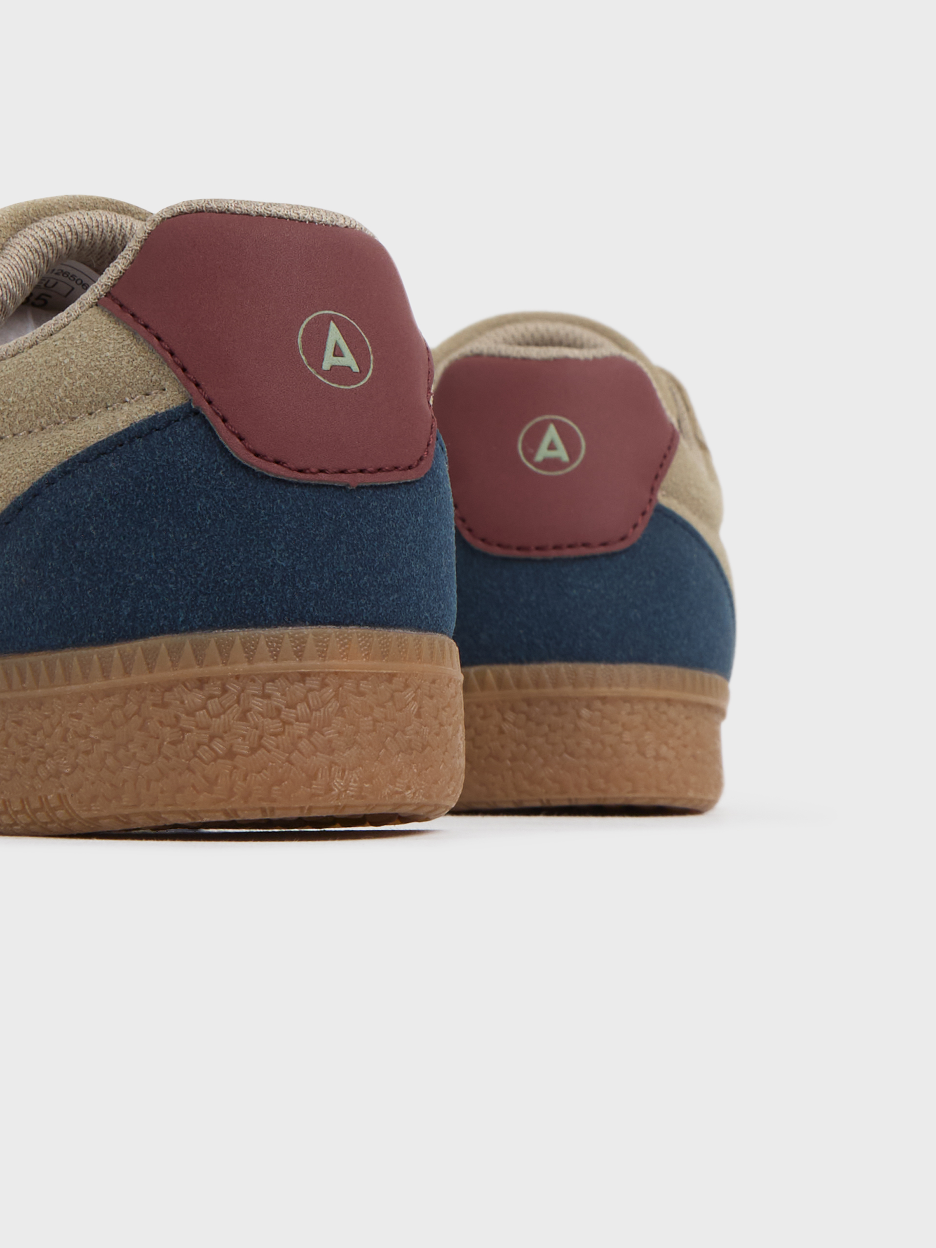 SNEAKERS SOCCER KIDS