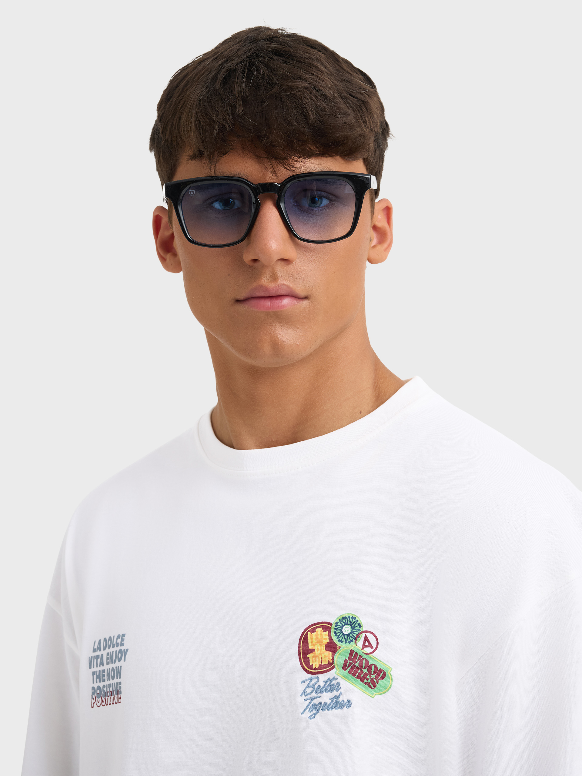 CAMISETA VISUAL